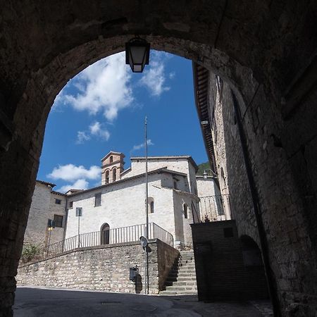 L'Ira Di Dante Villa Gubbio Kültér fotó